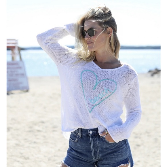 Wooden Ships Sweater/ Cover Up w/ Turquoise Heart & Embroidered “Beach” Sz S - Picture 4 of 8